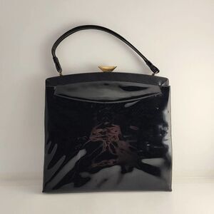 Vintage Lewis black patent leather bag
